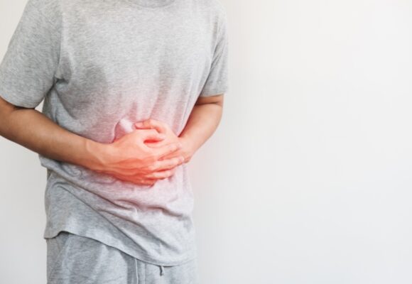 Abdominal pain When is the right time to visit the doctor?